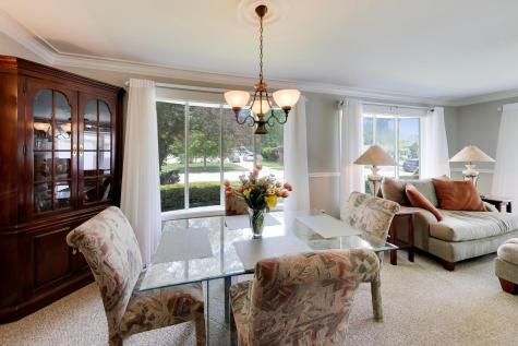 1976 Robert Street Aurora IL 60506