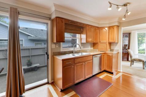 1976 Robert Street Aurora IL 60506
