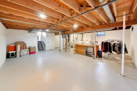 1976 Robert Street Aurora IL 60506