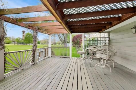 1976 Robert Street Aurora IL 60506