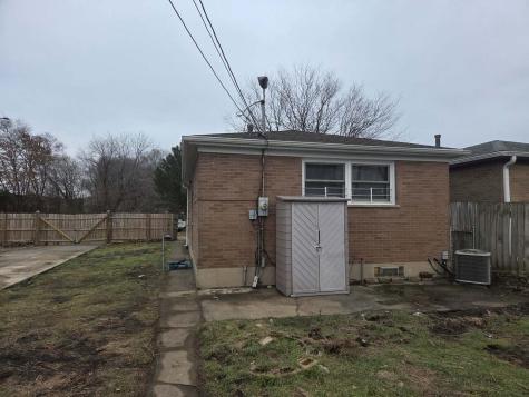 12622 South Marquette Avenue Chicago IL 60633