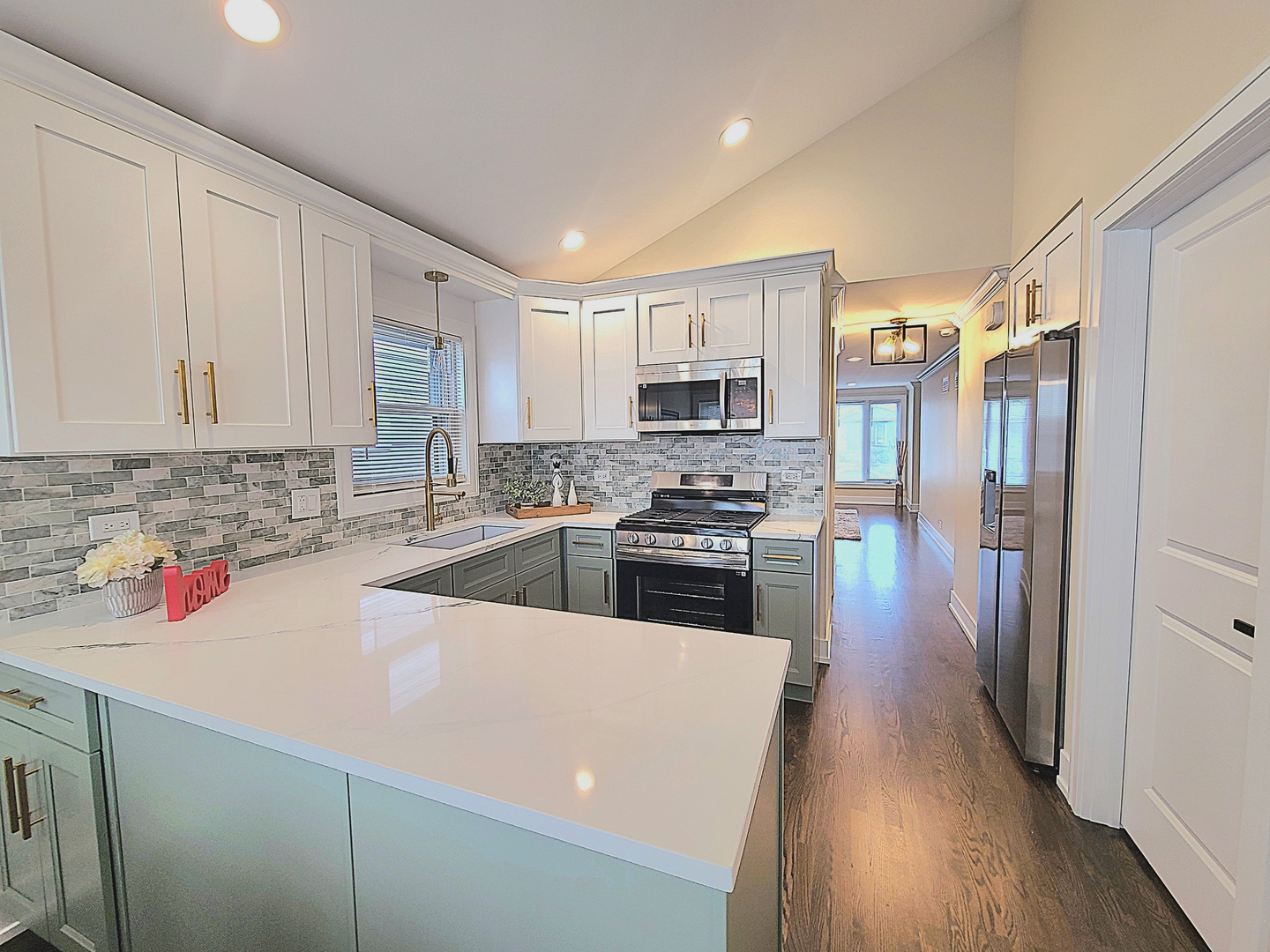 6129 South Parkside Avenue Chicago IL 60638