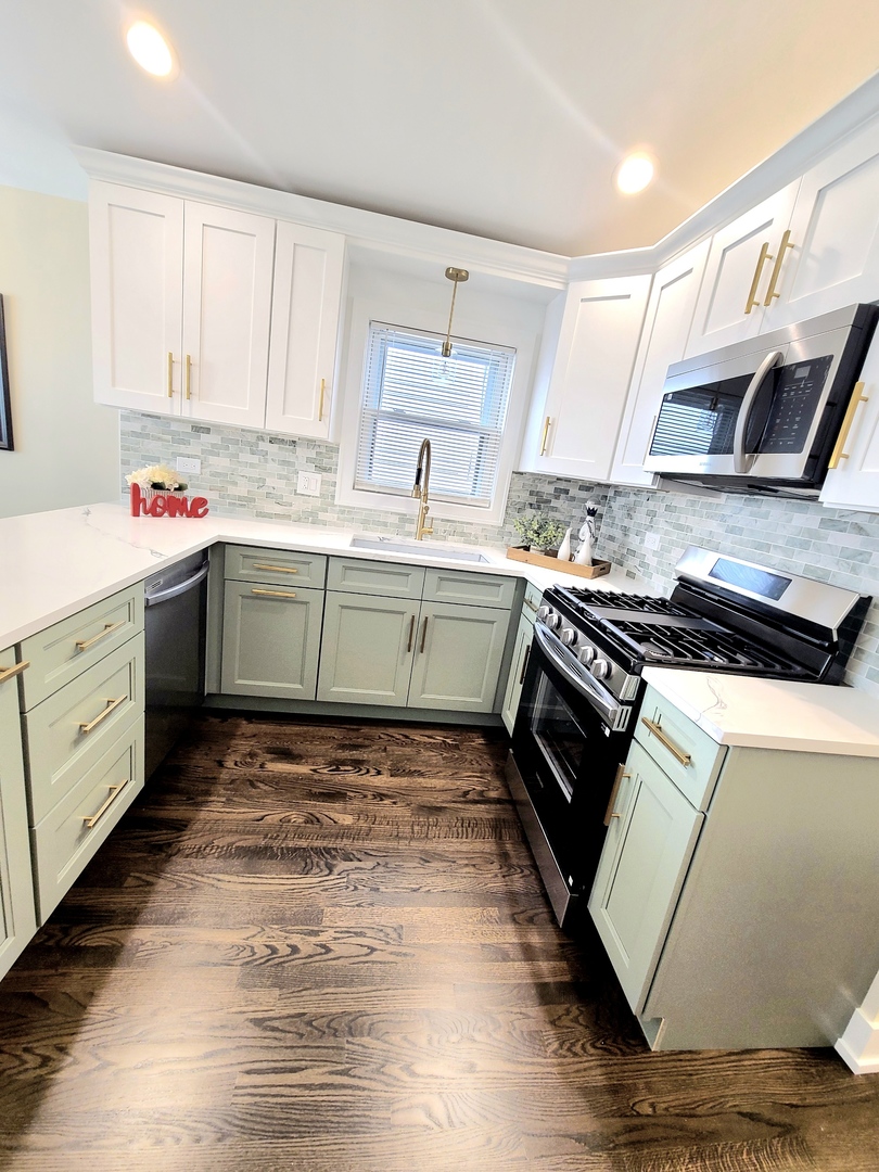 6129 South Parkside Avenue Chicago IL 60638