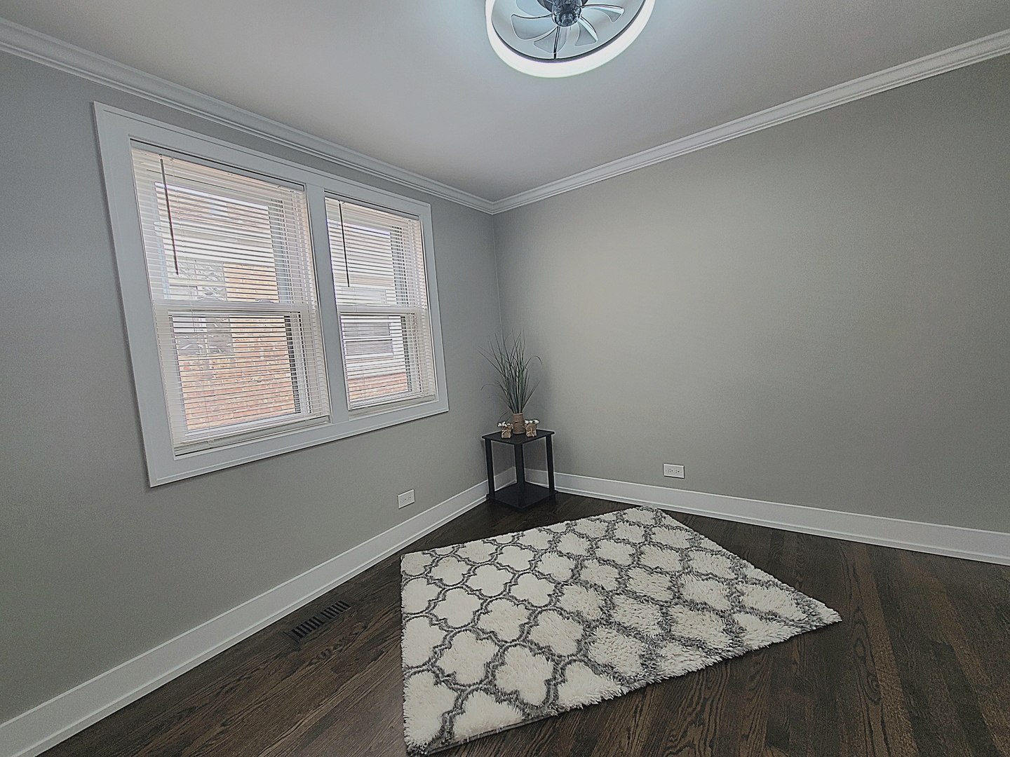 6129 South Parkside Avenue Chicago IL 60638