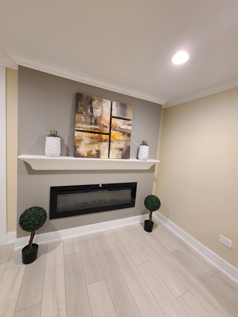 6129 South Parkside Avenue Chicago IL 60638