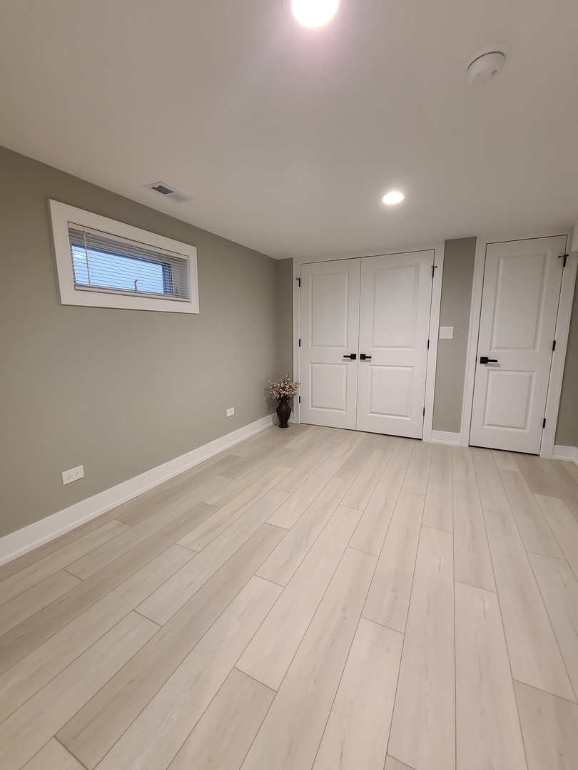 6129 South Parkside Avenue Chicago IL 60638