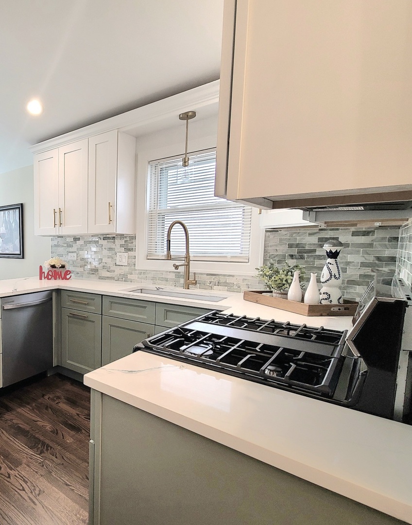 6129 South Parkside Avenue Chicago IL 60638