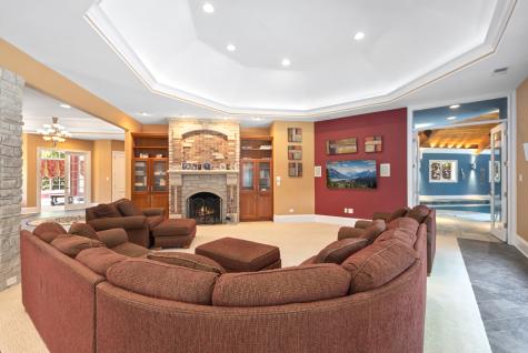 50 Elizabeth Lane Palos Park IL 60464