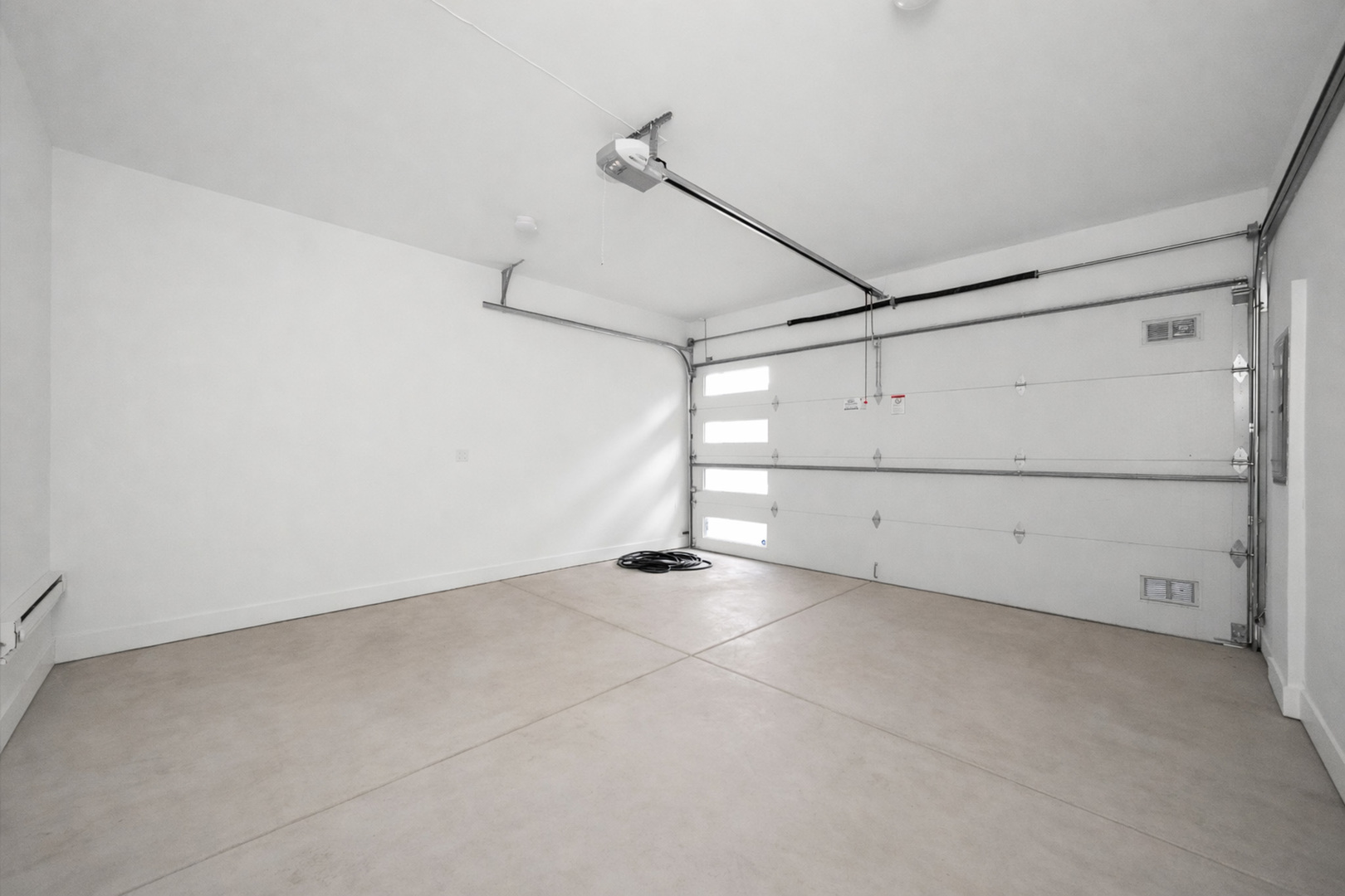 4232 West Belmont Avenue Chicago IL 60641