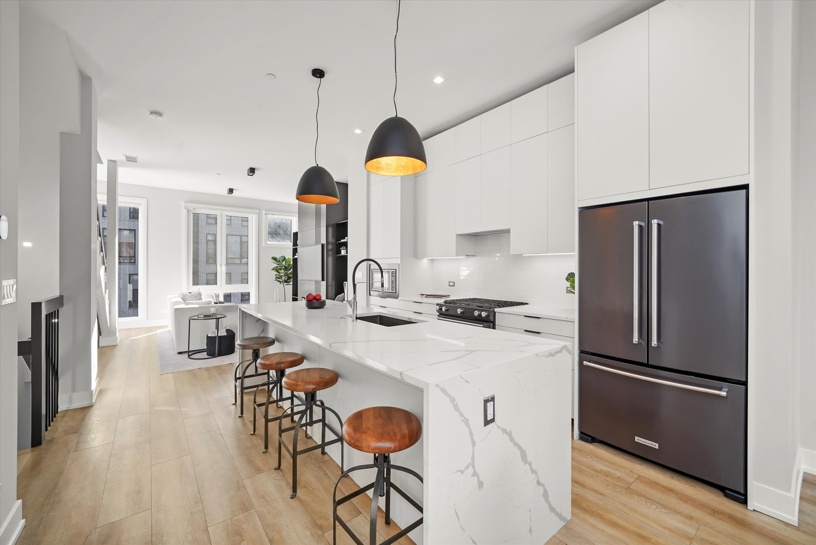 4232 West Belmont Avenue Chicago IL 60641
