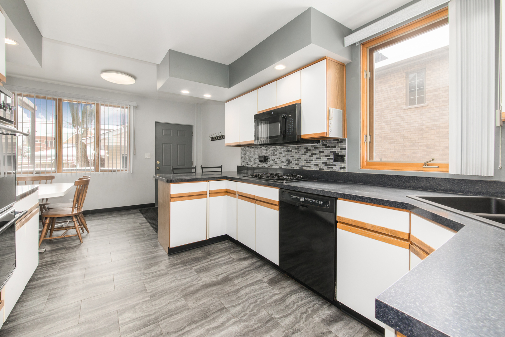7349 West Ibsen Street Chicago IL 60631