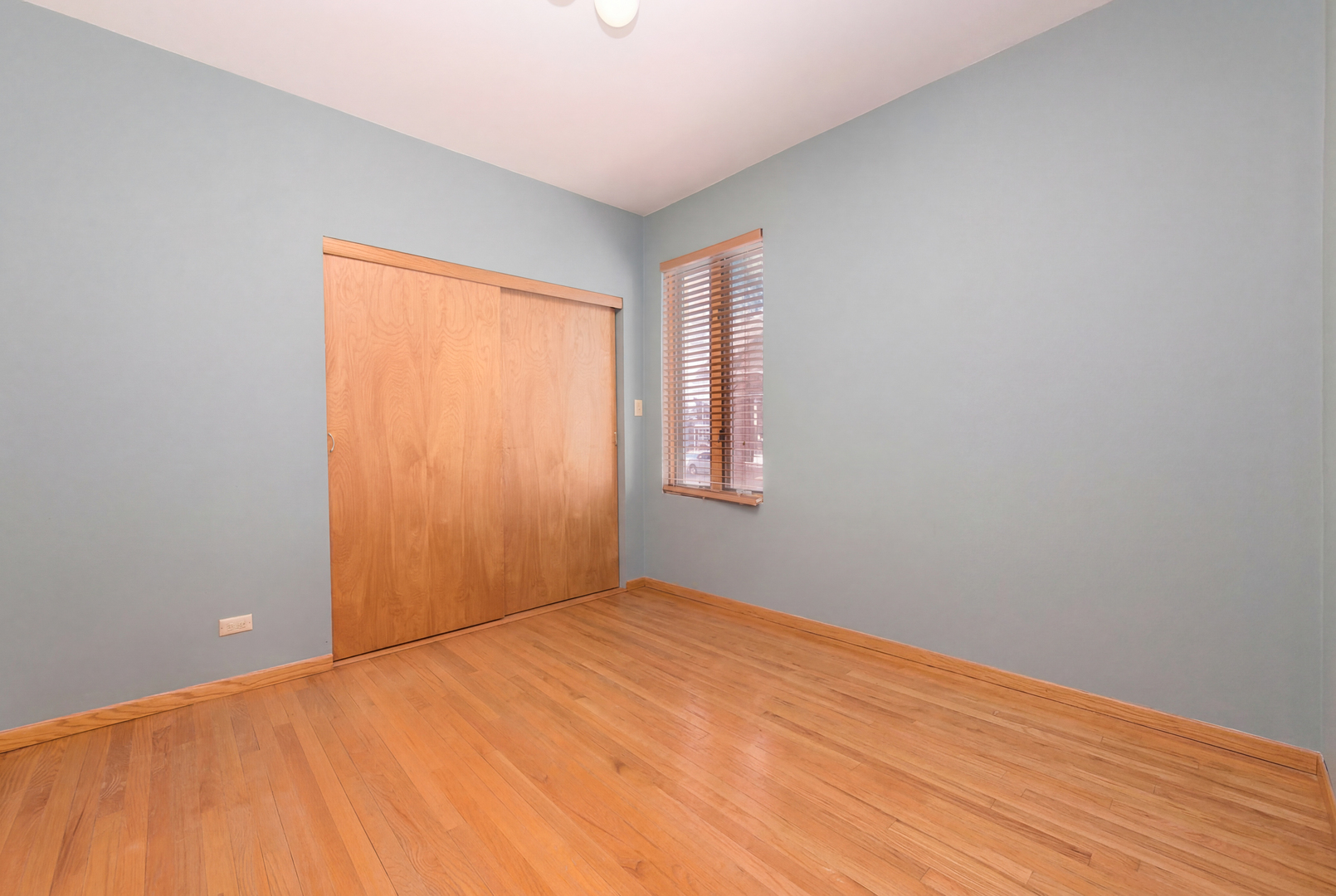 7349 West Ibsen Street Chicago IL 60631
