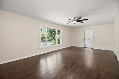 22 Erin Lane Kankakee IL 60901