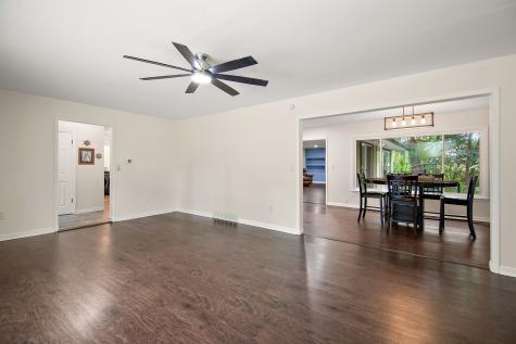 22 Erin Lane Kankakee IL 60901