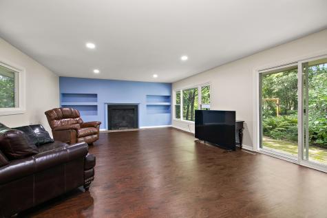 22 Erin Lane Kankakee IL 60901