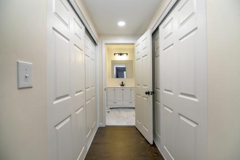 22 Erin Lane Kankakee IL 60901