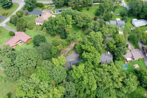22 Erin Lane Kankakee IL 60901