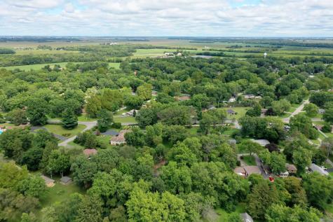 22 Erin Lane Kankakee IL 60901