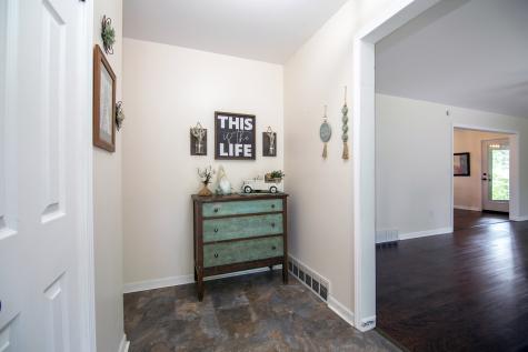 22 Erin Lane Kankakee IL 60901