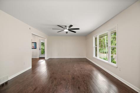 22 Erin Lane Kankakee IL 60901