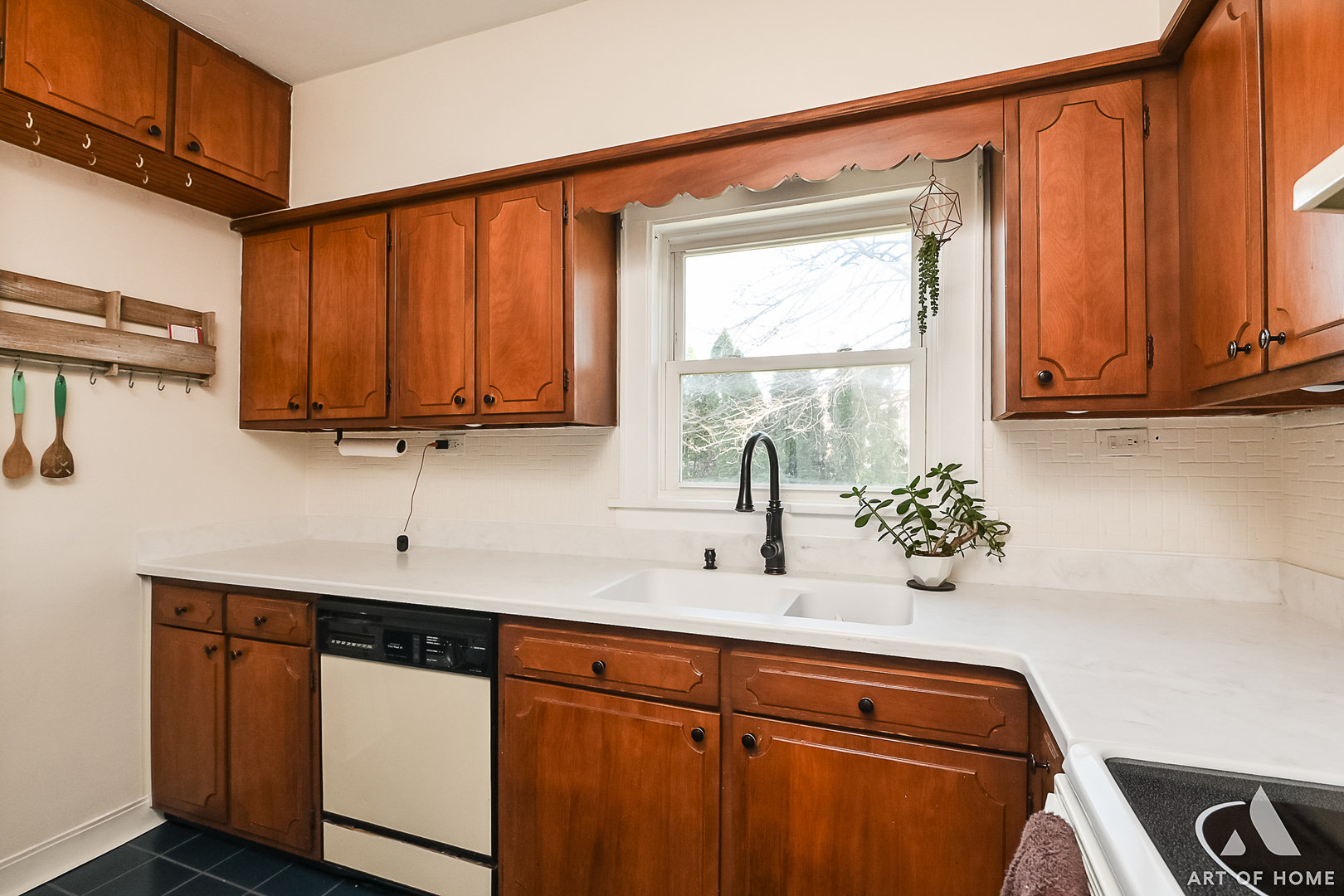 19 West Hattendorf Avenue Roselle IL 60172