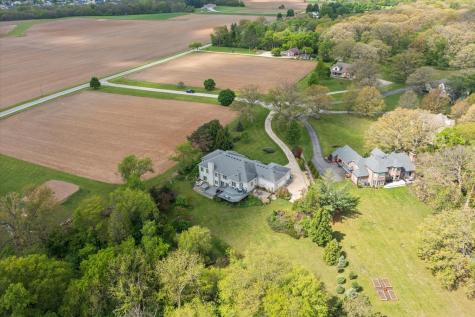 588 E County Road 2400 Dewey IL 61840