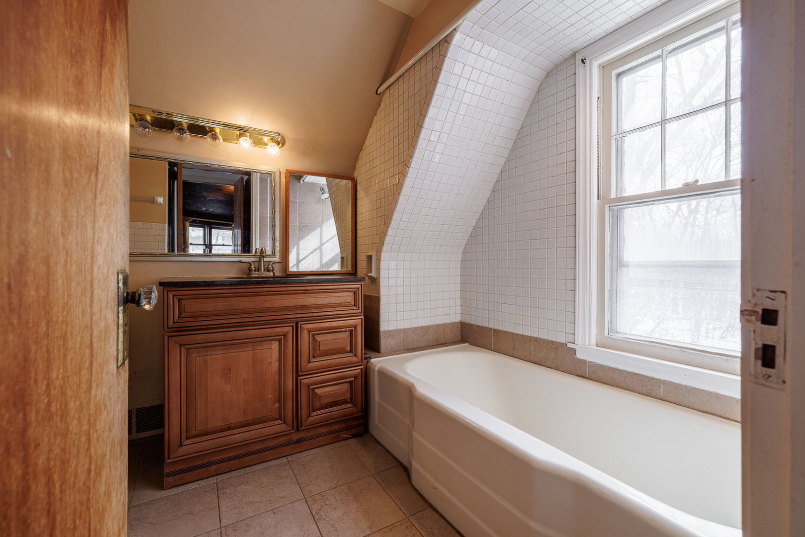206 North Bonnie Brae Avenue Elmhurst IL 60126