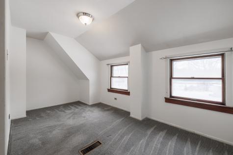 206 North Bonnie Brae Avenue Elmhurst IL 60126
