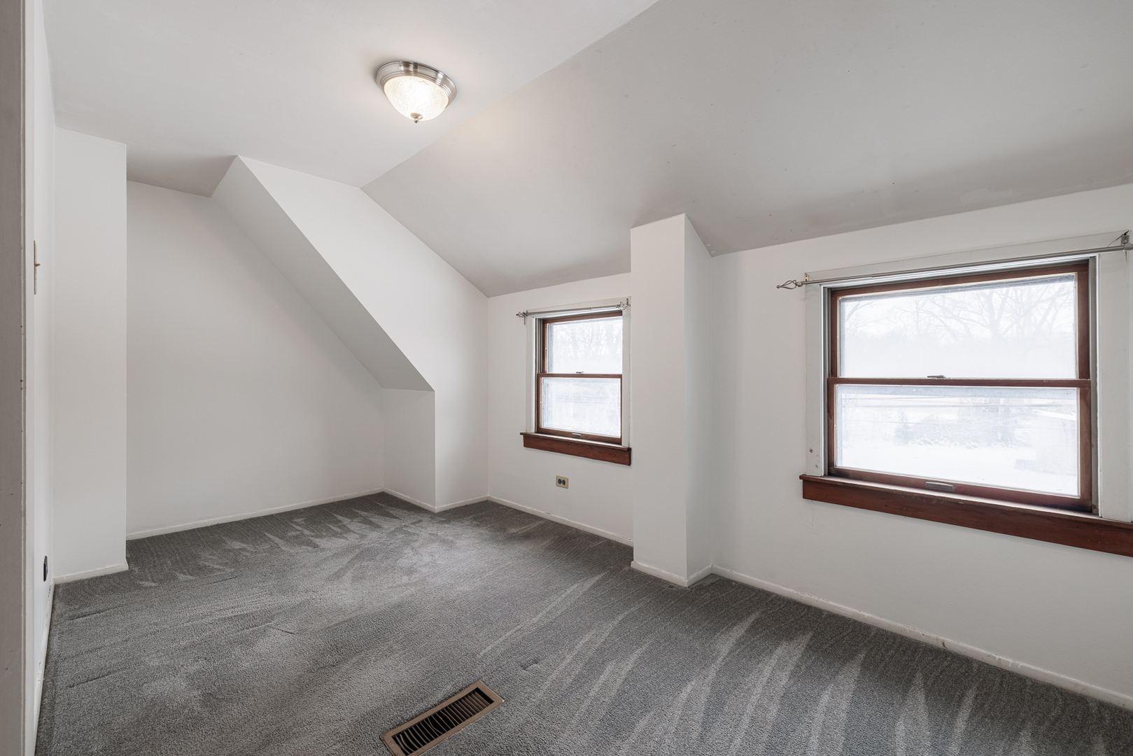 206 North Bonnie Brae Avenue Elmhurst IL 60126