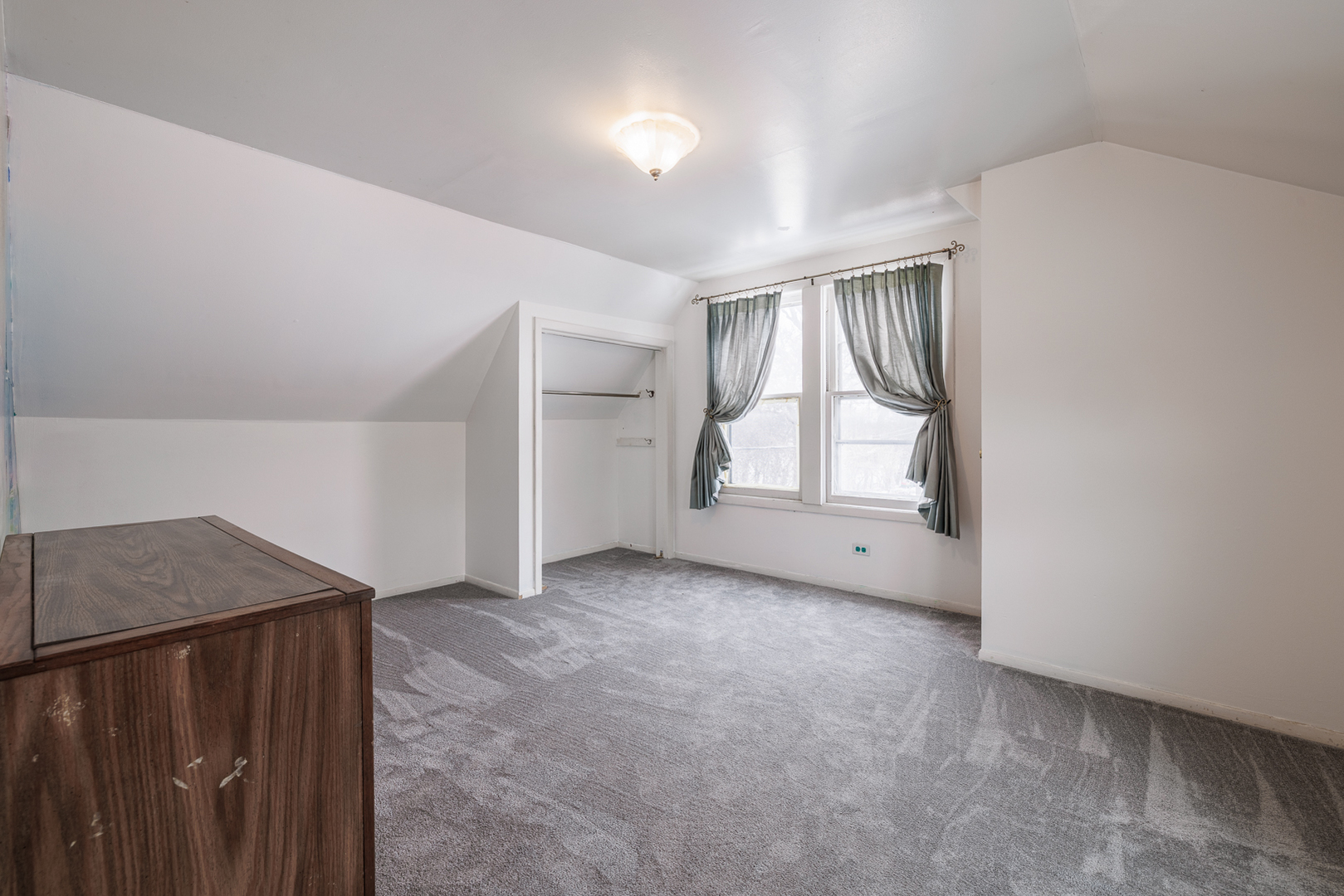 206 North Bonnie Brae Avenue Elmhurst IL 60126