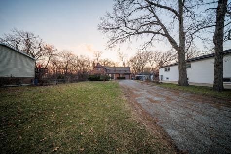 206 North Bonnie Brae Avenue Elmhurst IL 60126