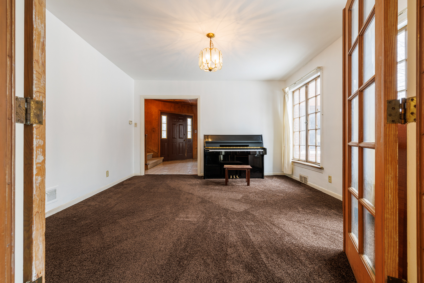 206 North Bonnie Brae Avenue Elmhurst IL 60126