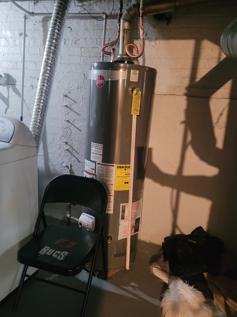 10608 South Prairie Avenue Chicago IL 60628