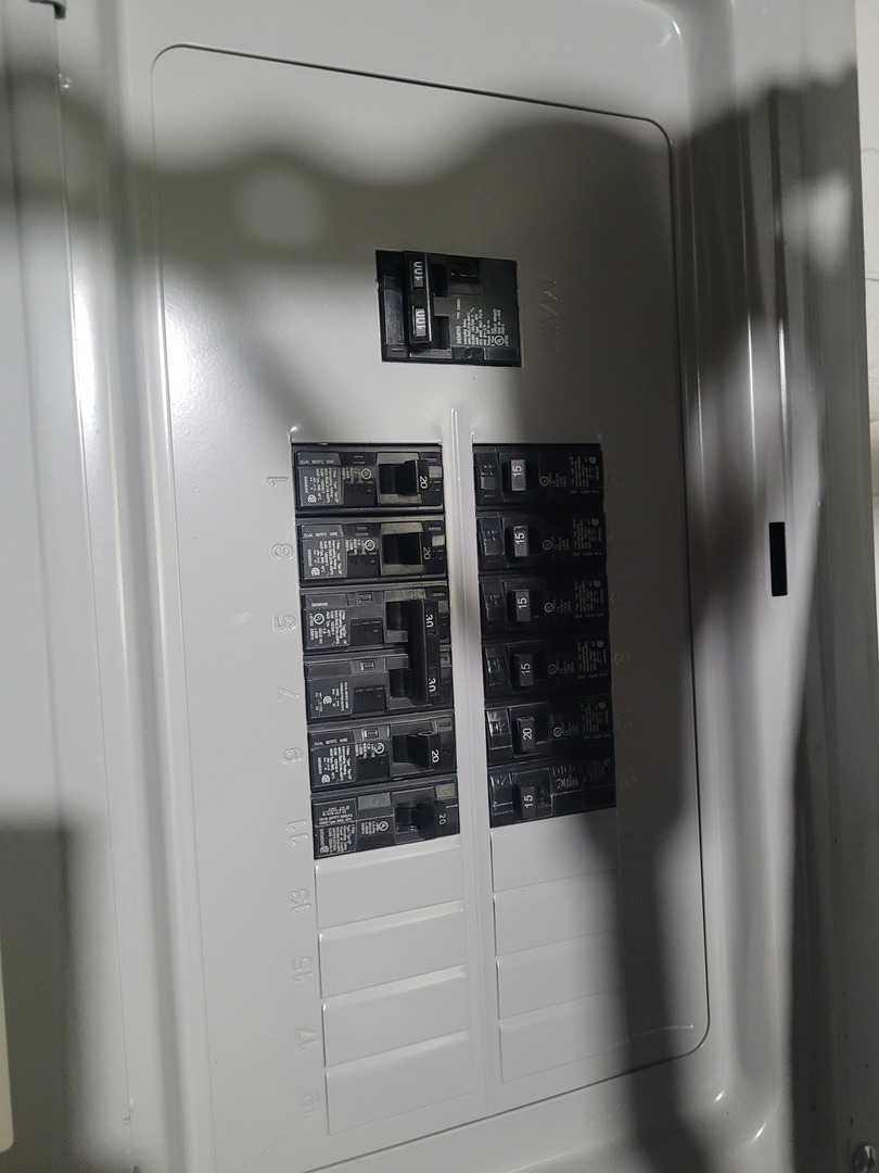 10608 South Prairie Avenue Chicago IL 60628