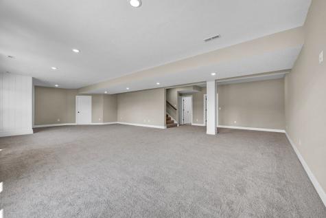 19889 Jared Drive Bloomington IL 61705