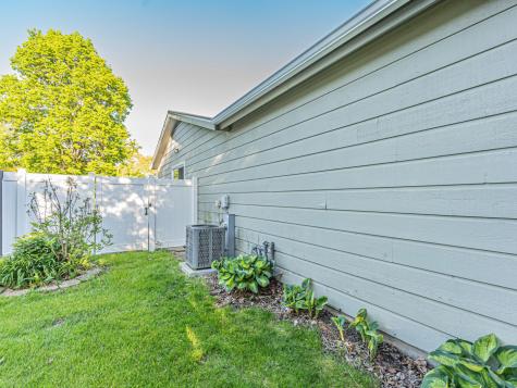 1145 North Thackeray Drive Palatine IL 60067
