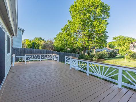 1145 North Thackeray Drive Palatine IL 60067