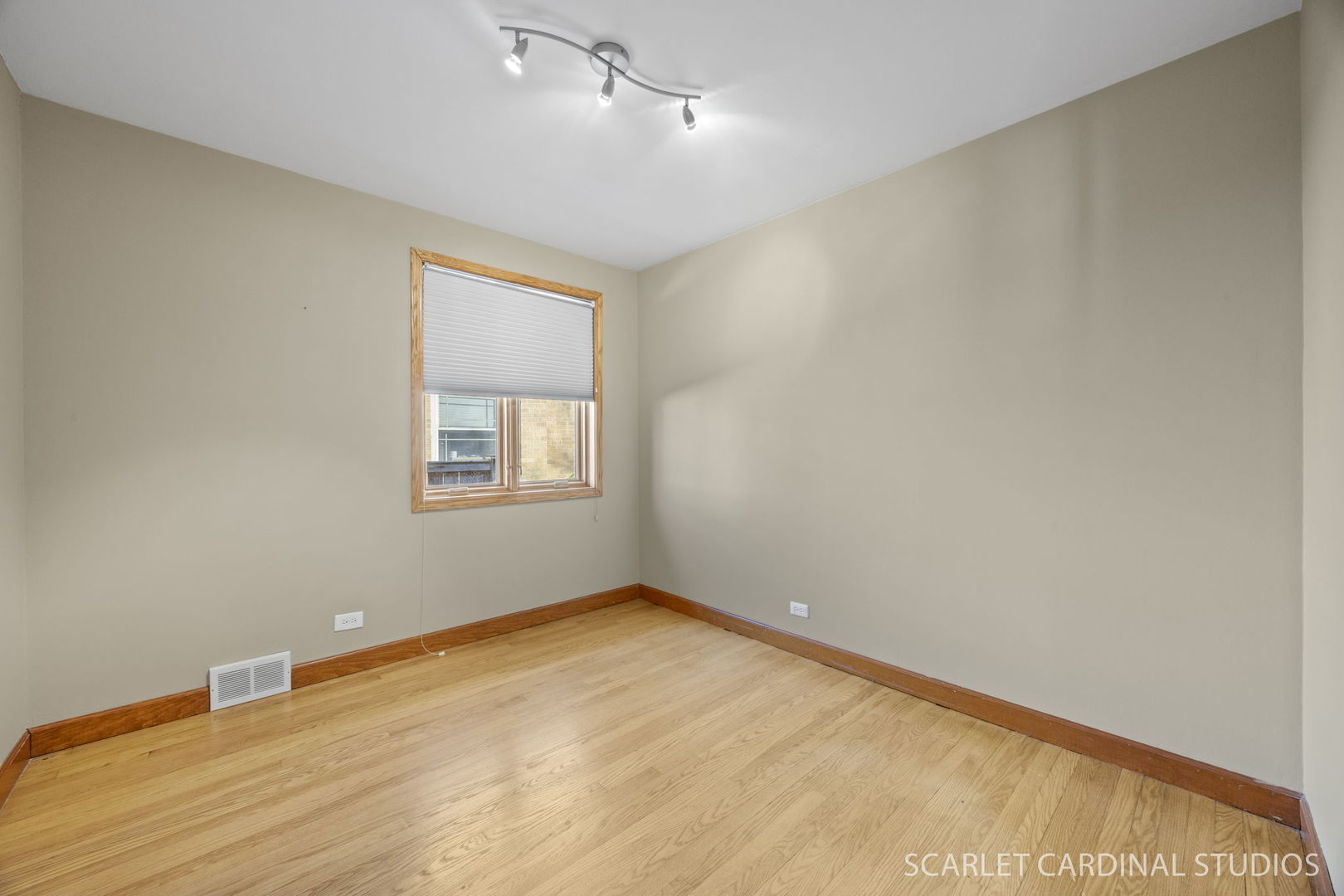 882 Hillside Avenue Glen Ellyn IL 60137