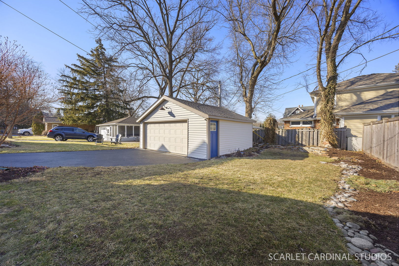 882 Hillside Avenue Glen Ellyn IL 60137