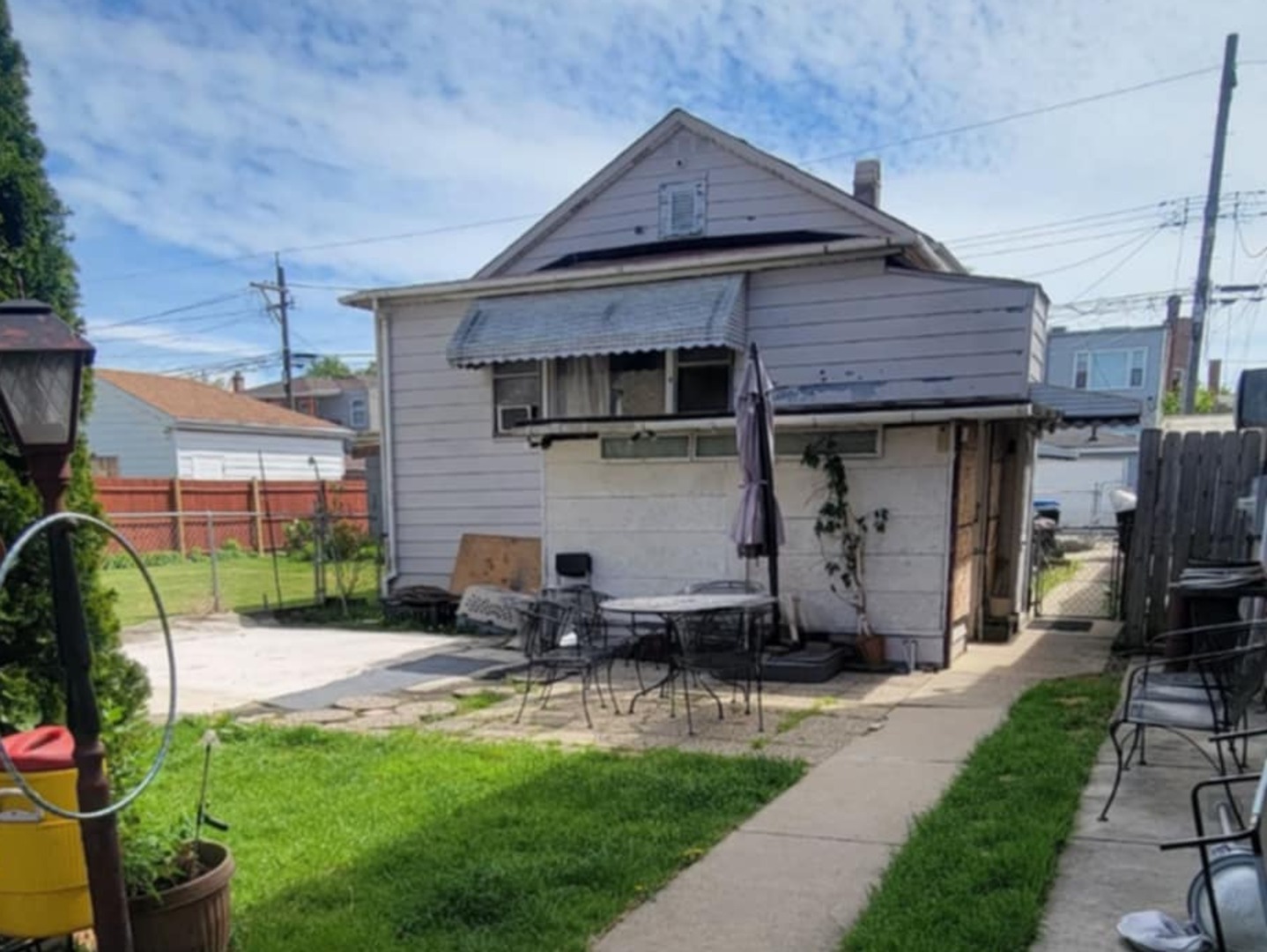 2931 North Monitor Avenue Chicago IL 60634
