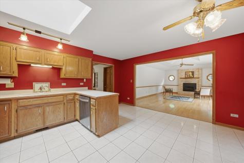 16713 Ridgeland Avenue Tinley Park IL 60477