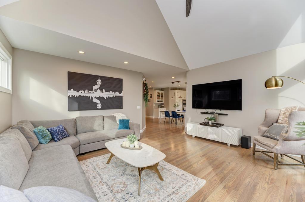 1061 Sean Circle Darien IL 60561