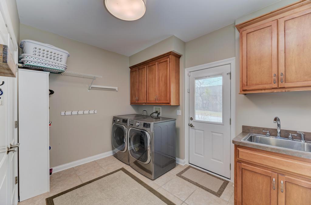 1061 Sean Circle Darien IL 60561