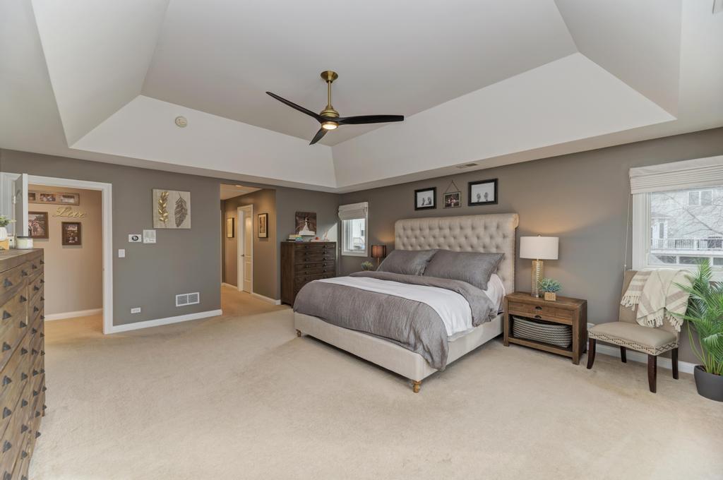 1061 Sean Circle Darien IL 60561