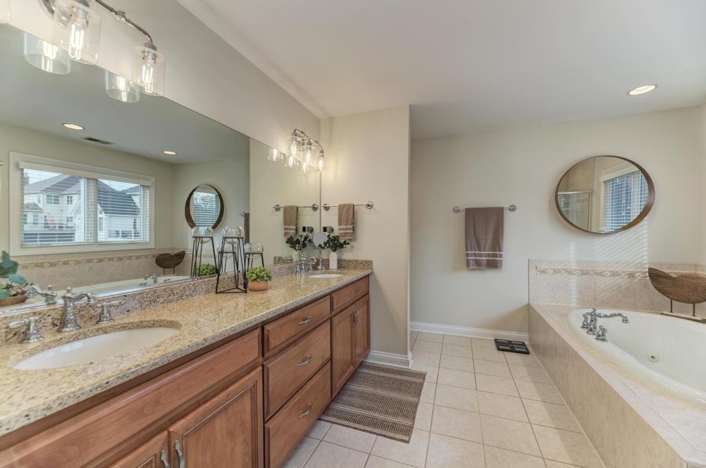 1061 Sean Circle Darien IL 60561