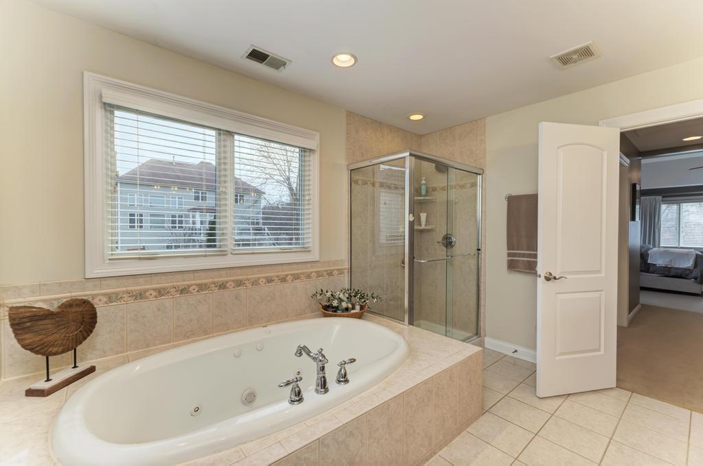 1061 Sean Circle Darien IL 60561