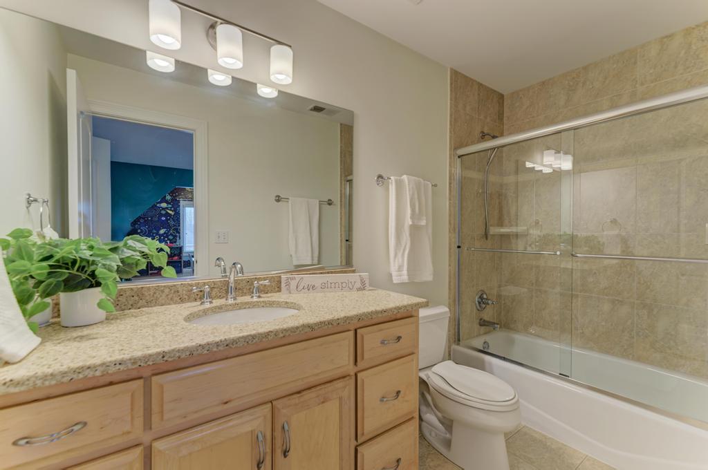 1061 Sean Circle Darien IL 60561