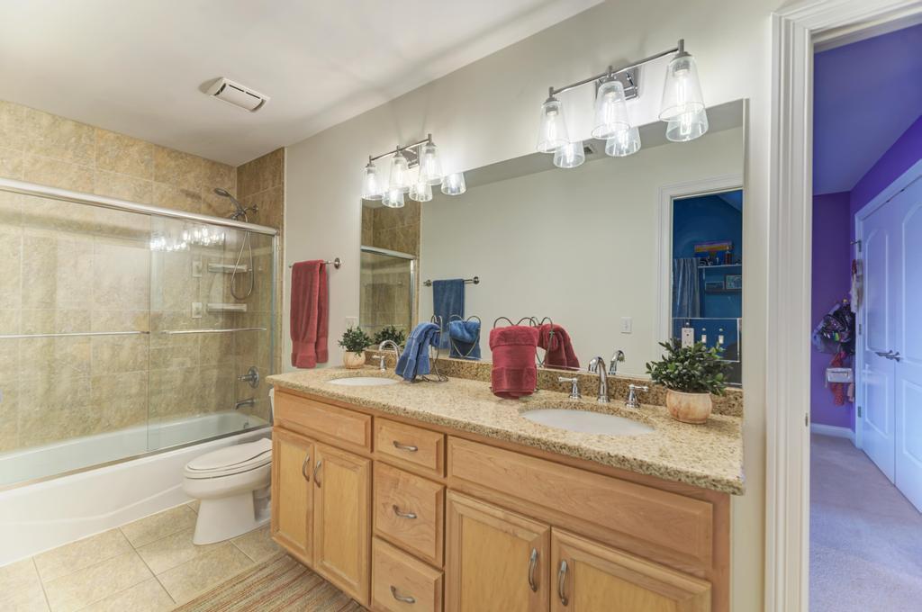 1061 Sean Circle Darien IL 60561