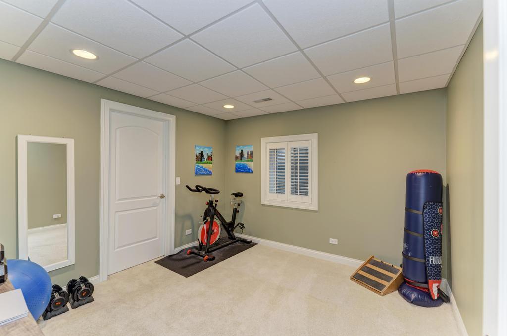 1061 Sean Circle Darien IL 60561