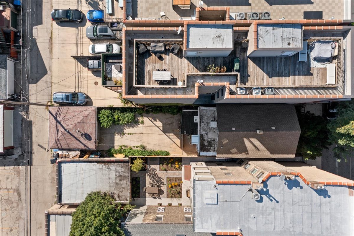 1921 West Chicago Avenue Chicago IL 60622